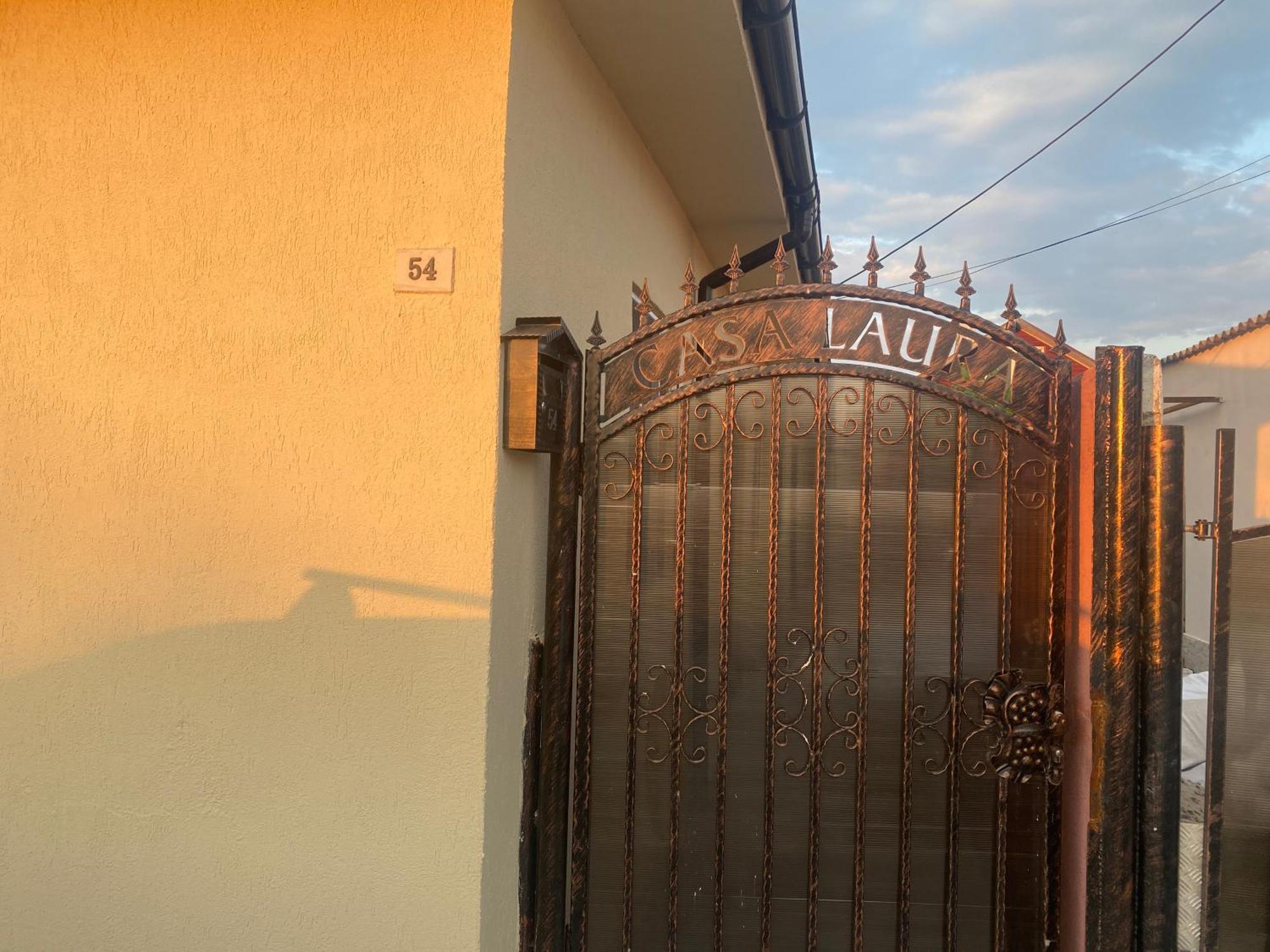 Gasthaus Casa Laura Corbu  Exterior foto